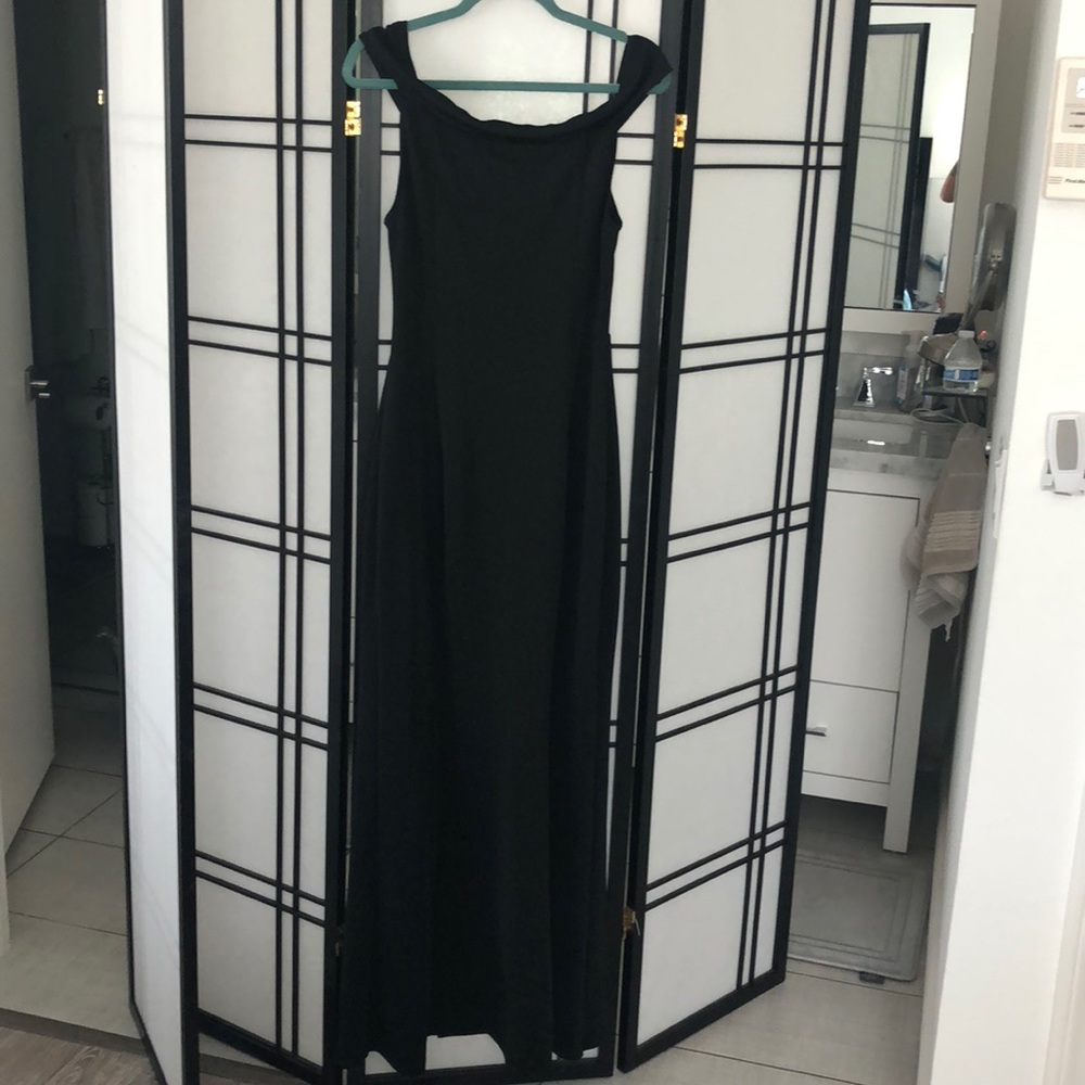 Dress - Picture 4 of 4